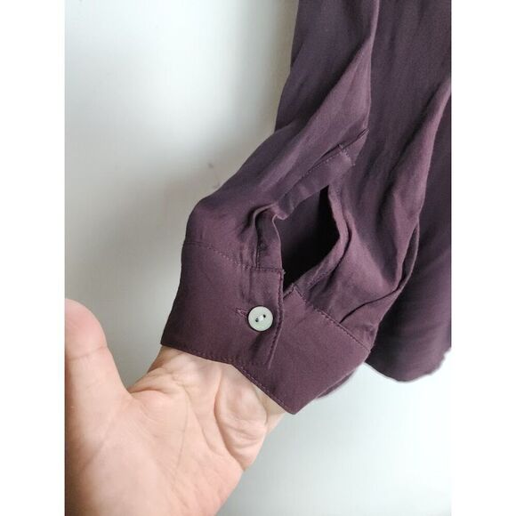 J.Jill Plum Purple Button Down Tunic w/Pockets Blouse size Medium - Picture 3 of 7